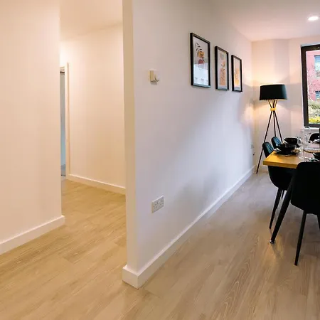 Modern City Centre Apartment Exeter Exterior photo