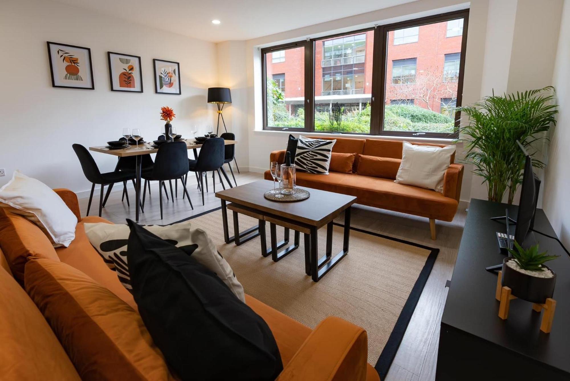 Modern Centre Apartment *